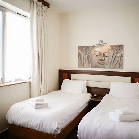 Airlink Hotel Hayes  Zewnętrze zdjęcie