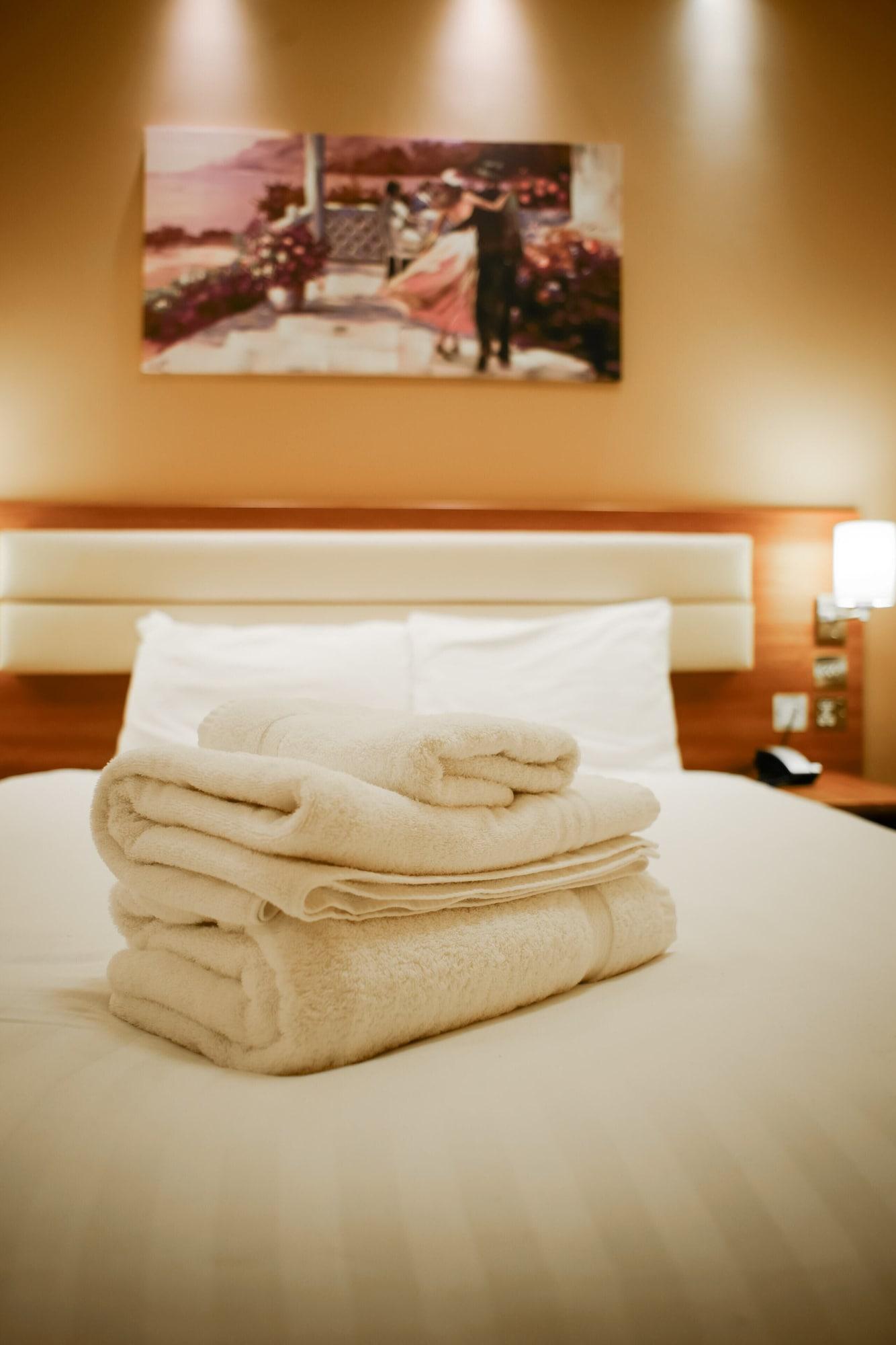 Airlink Hotel Hayes  Zewnętrze zdjęcie