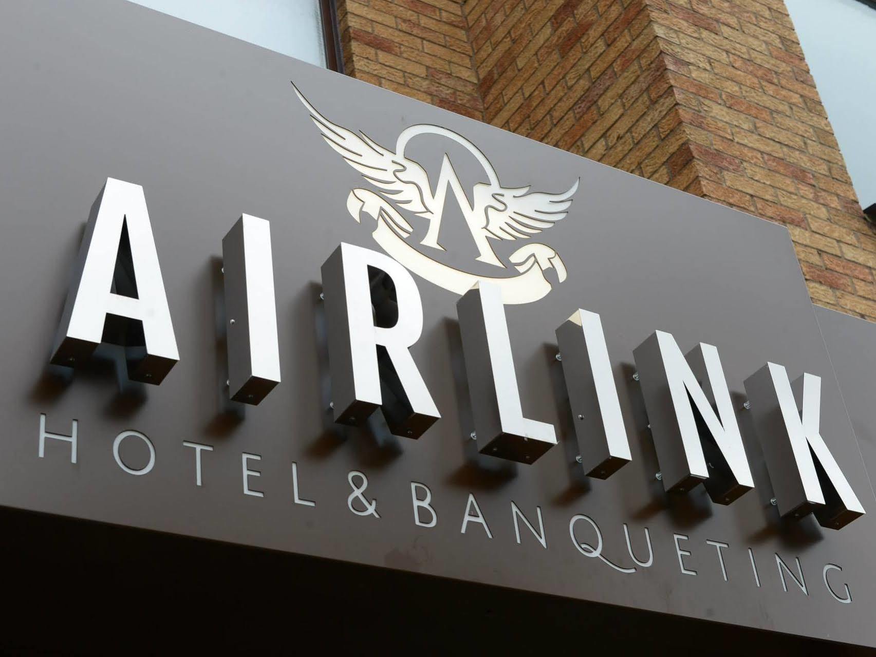 Airlink Hotel Hayes  Zewnętrze zdjęcie