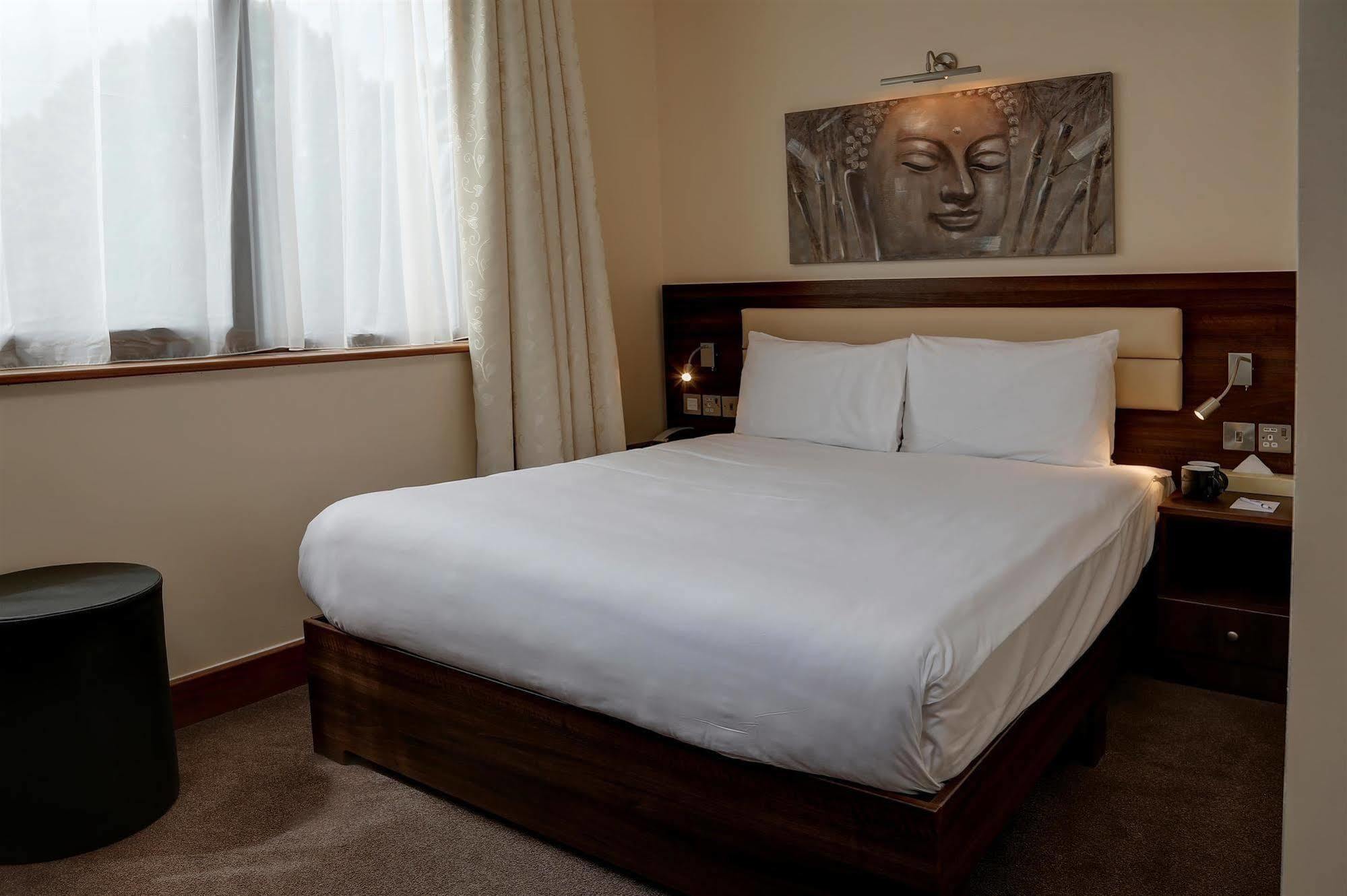 Airlink Hotel Hayes  Zewnętrze zdjęcie