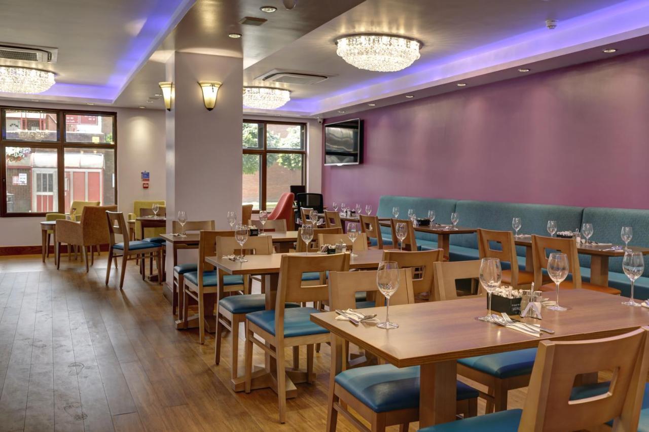 Airlink Hotel Hayes  Zewnętrze zdjęcie